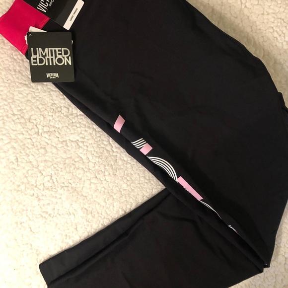 NWT! LIMITED EDITION Victoria’s Secret Sport Large - Picture 4 of 8